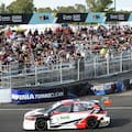 Pilotos y público celebran el circuito callejero de Buenos Aires, que alberga la fiesta del TC2000