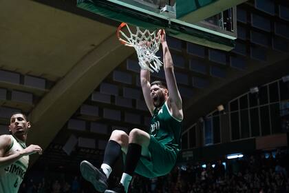 Gabriel Vinícius Malachias fue decisivo en el partido más importante de Ferro en la temporada; "si el último juega contra el primero, no hay un favorito" y "lo que más me gusta es que Buenos Aires tiene muchos lugares turísticos lindos", valora el brasileño.