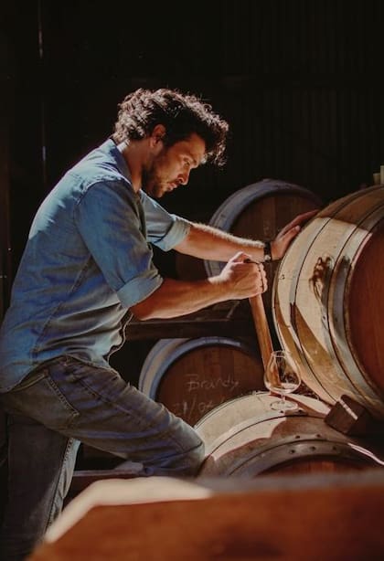 Gabriel Williams, en la sala de barricas