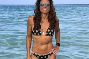 Gabriela Sabatini sorprendió con sus fotos en la playa y recibió halagos de famosos deportistas