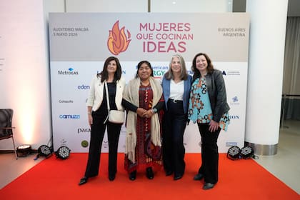 Gabriela Testa, Norma Rodríguez, Claudia Bachur y María Sance