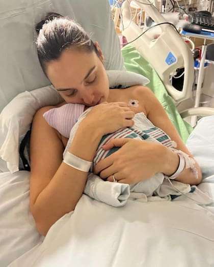 Gadot junto a su pequeña beba Ori (Foto: Instagram/@gal_gadot)