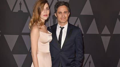 Gael García Bernal y  Andrea de la Torre Suárez