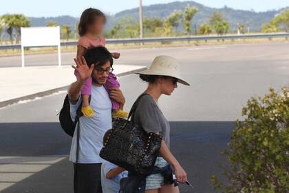 Gael y Dolores llegaron a Punta para instalarse unos ías hasta Año Nuevo junto a sus hijos