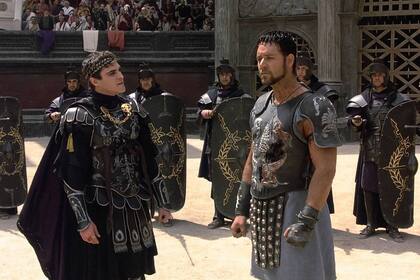 Joaquin Phoenix y Russell Crowe en Gladiador