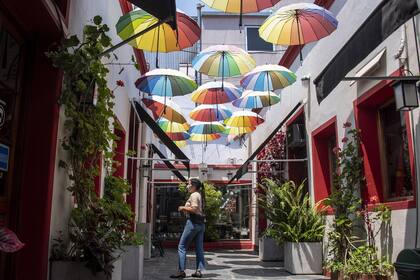 Galería histórica Solar de French. San Telmo.
Defensa 1066 (frente a Plaza Dorrego)