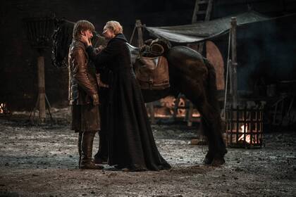 Jaime Lannister junto a Brienne de Tarth
