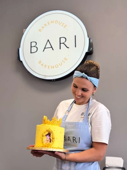 Garassini estudió en el Instituto Argentino de Gastronomía (IAG) y se graduó como pastelera profesional