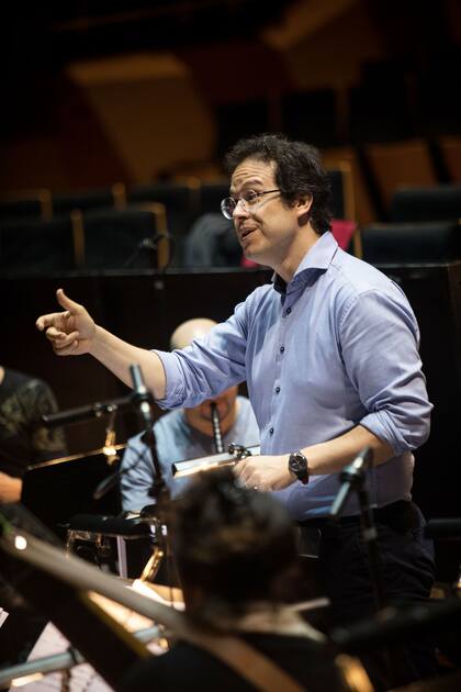 García Alarcón, al frente de la dirección musical de Las Indias galantes