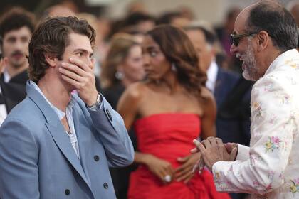 Garfield conversó animadamente con Guadagnino antes de la exhibición de la película