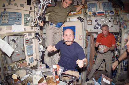 Garrett Reisman utiliza sus redes sociales para compartir fotos inéditas de su trabajo en el espacio y anécdotas (imagen ilustrativa)