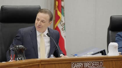 Garry Bredefeld es presidente de la Junta de Supervisores del Condado de Fresno