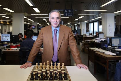 Garry Kasparov, en la redacción de La Nación
