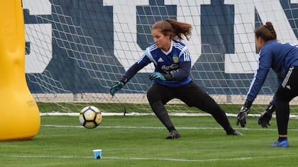 Garton, durante su etapa como arquera de la selección argentina