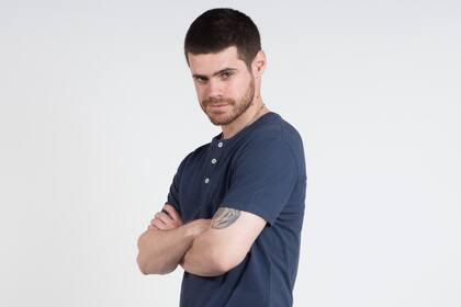 El gran éxito de Graduados : "Me acababa de ir a vivir solo. Tenía 20 años. Ganaba buena guita. Salía a los boliches y tenía una mesa en cualquier lugar para sentarme con todos mis amigos y tomar alcohol. Uno entra en una bola y no se da cuenta bien qué le pasa"