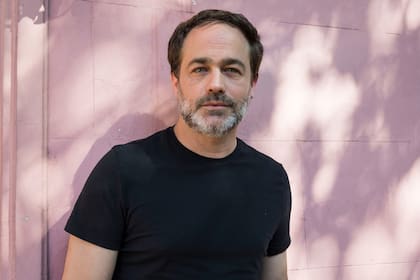 El 17 de marzo a las 22 Gastón Pauls estrena la tercera temporada de Seres libres