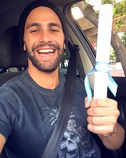 Gastón es graduado de la Licenciatura en Gestión de Medios y Entretenimiento (Foto: Instagram @gasvietto6)