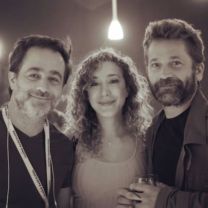 Gastón Pauls junto a sus hermanos Ana y Nicolás