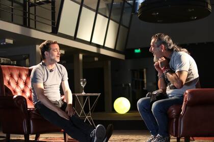 Gastón Pauls y el Mono de Kapanga en la primera temporada de su ciclo de entrevistas