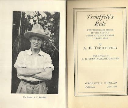 "Gato y Mancha, la odisea de dos caballitos criollos" fue el libro que Tschiffely escribió después de su aventura americana. Se publicó en inglés en varios países.