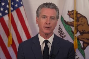 Gavin Newsom defendió a los migrantes residentes en California y apuntó los ataques indiscriminados de Donald Trump