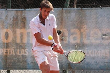 Etcheverry, festejó por primera vez en el profesionalismo