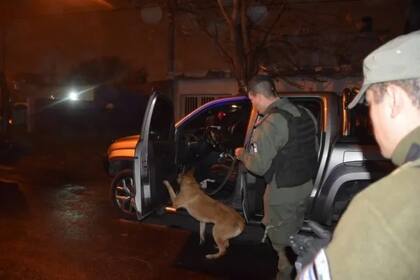 Gendarmería arrestó a Leonardo Airaldi tras encontrar armas y municiones en su camioneta.