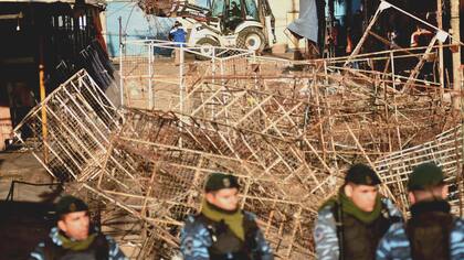 Gendarmería custodia la feria