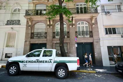 Gendarmería en el domicilio del senador Kueider
