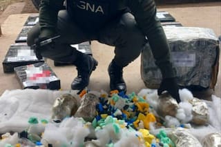 Gendarmería incautó de una encomienda dos almohadas rellenas con cuatro kilos de marihuana