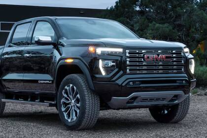 General Motors retiró 13.241 de sus modelos GMC Canyon 2024 y 449.671 de otros modelos