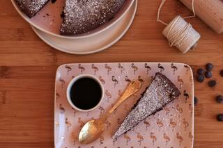 Torta húmeda de chocolate sin harina ni manteca