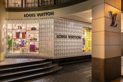 Louis Vuitton había acordado pagar 14.700 millones de euros por la joyería