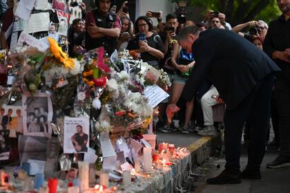 Geoff Payne visitó el santuario que se montó enfrente del hotel Casa Sur, en Palermo