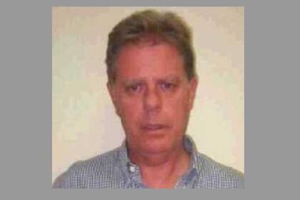 Geoffrey John Busch, acusad de fraudes