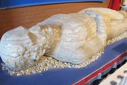 George Hull le pidió al escultor que hizo al gigante que le imprimiera a su creación un  rostro de agonía