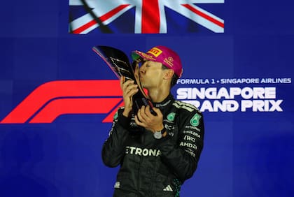 George Russell ganó en la última jornada de la Fórmula 1, en el GP de Singapur, en Marina Bay