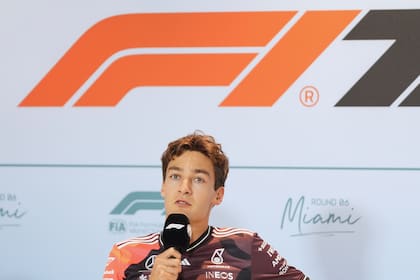 George Russell, uno de los directores de la Asociación de Piloto de Grandes Premios, fustigó el accionar en la pista de Max Verstappen
