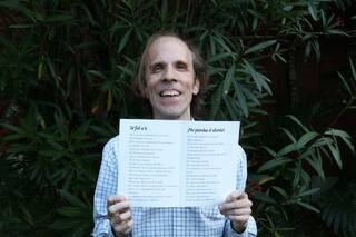 Tiene discapacidad, escribió más de 2.000 poemas y sueña con publicar su libro
