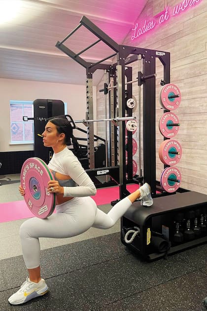 Georgina Rodríguez mostró parte de su entrenamiento en un gimnasio de Manchester.