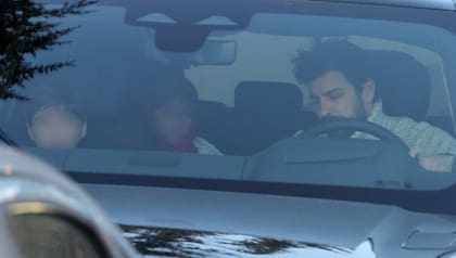 Gerard Piqué escapó de la prensa luego del gesto que su hijo Milan tuvo hacia él