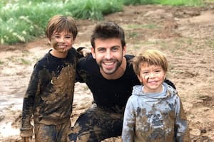Gerard Piqué se reencontró con sus hijos tras las vacaciones que pasaron con Shakira en Estados Unidos y México
La fotografía fue compartida por el futbolista en octubre del 2018