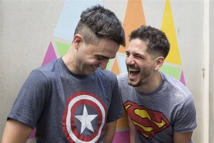 Gerardo Otero y Lautaro Perotti, superhéroes que representan personajes complejos