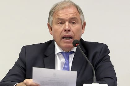 Werthein confirmó que no va a ir al encuentro con el Papa y lo atribuyó a hechos desafortunados