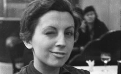 Gerda Taro murió el 26 de julio de 1937 a sus 27 años mientras cubría la guerra.