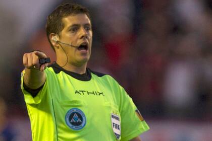 Germán Delfino dirigirá Nueva Chicago vs. Racing