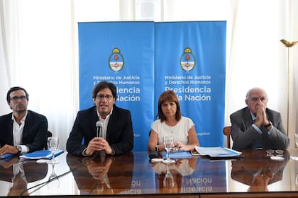 Germán Garavano, Patricia Bullrich y Ricardo Gil Lavedra en la presentación del anteproyecto