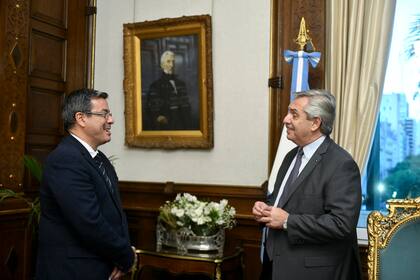Germán Martínez y Alberto Fernández en la Casa Rosada
