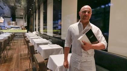 Germán Martitegui en la presentación de su libro
