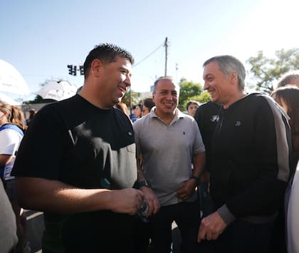 Jerónimo, triunviro de la CGT, junto a Máximo Kirchner, en la marcha de La Cámpora